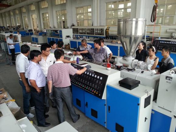 PPR塑料管材生产线